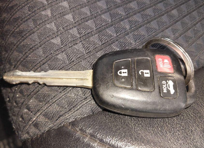 Photo 11 of 2014 Toyota Camry SE (VIN 4T1BF1FK7EU779415)