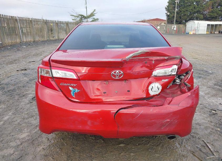 Photo 16 of 2014 Toyota Camry SE (VIN 4T1BF1FK7EU779415)