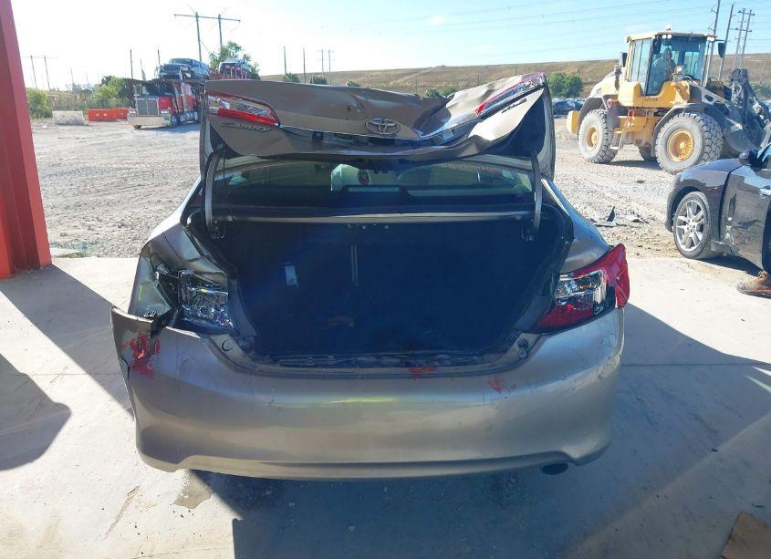 Photo 16 of 2014 Toyota Camry XLE (VIN 4T1BF1FK7EU782864)