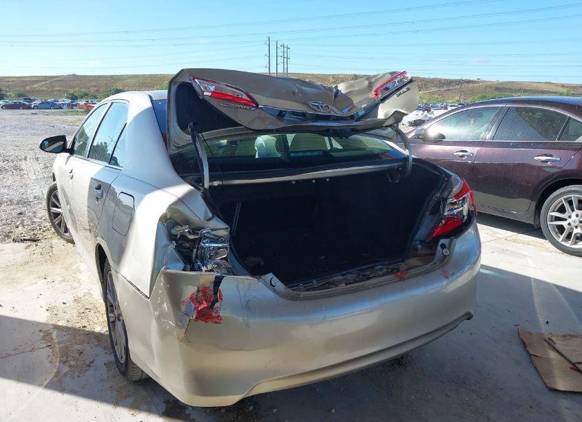 Photo 3 of 2014 Toyota Camry XLE (VIN 4T1BF1FK7EU782864)