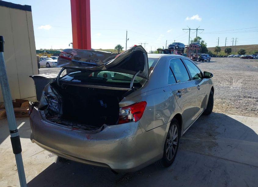 Photo 4 of 2014 Toyota Camry XLE (VIN 4T1BF1FK7EU782864)