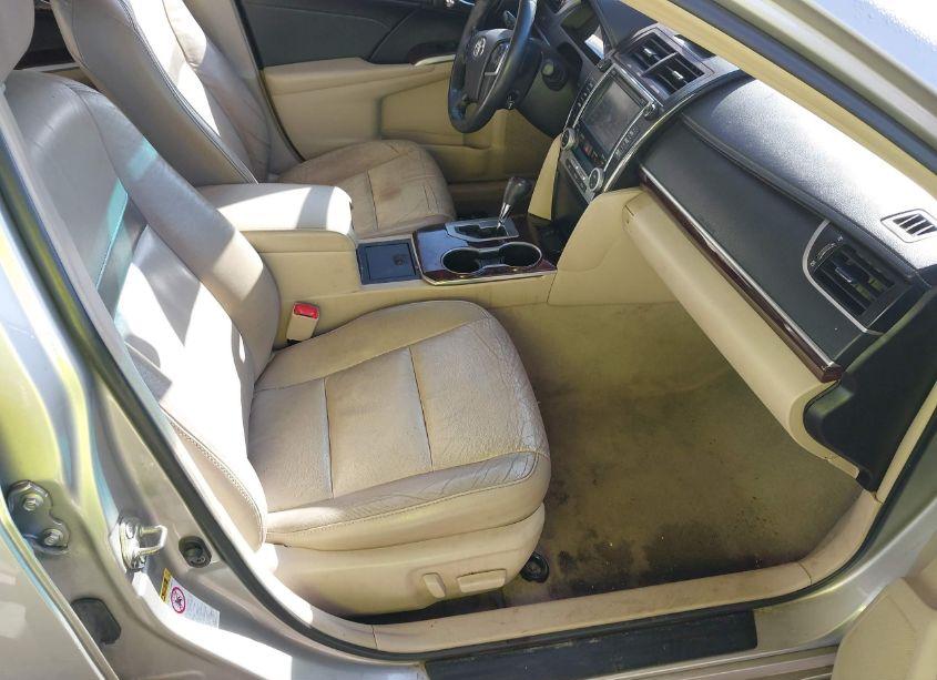 Photo 5 of 2014 Toyota Camry XLE (VIN 4T1BF1FK7EU782864)