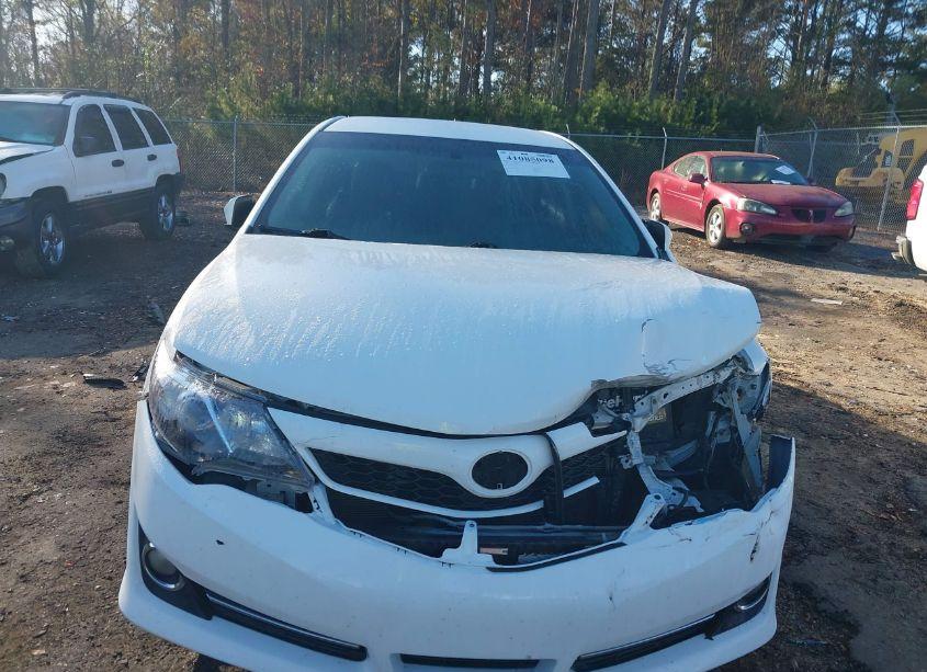 Photo 12 of 2014 Toyota Camry SE (VIN 4T1BF1FK7EU790902)