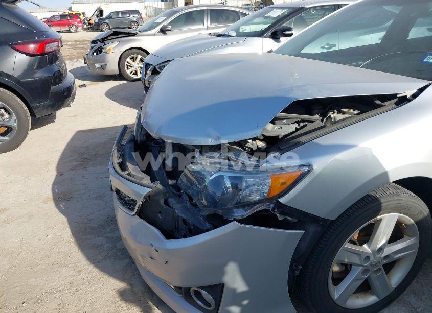 Photo 6 of 2014 Toyota Camry SE (VIN 4T1BF1FK7EU797154)