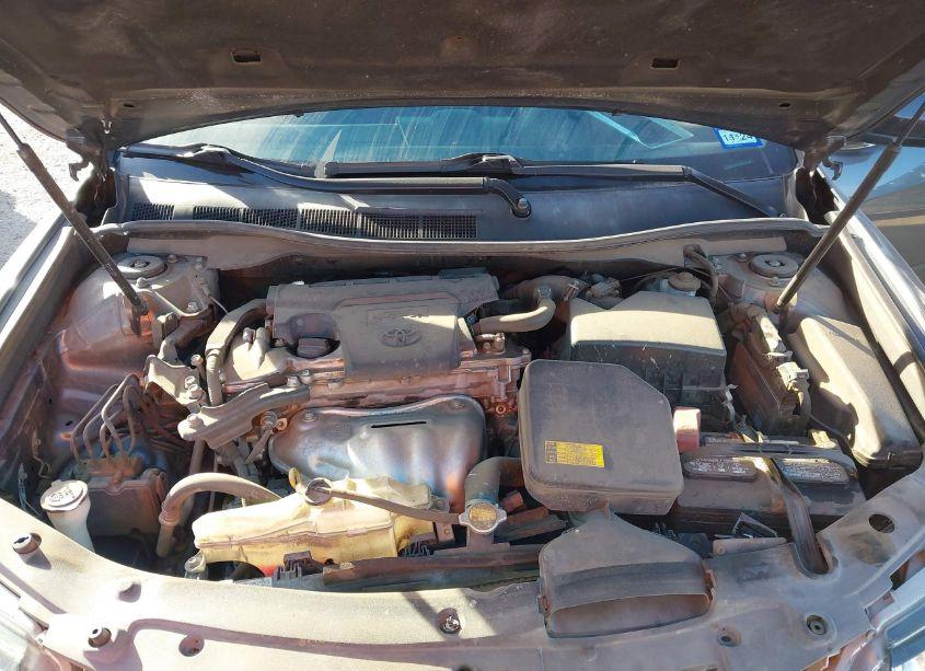 Photo 10 of 2014 Toyota Camry SE (VIN 4T1BF1FK7EU799020)