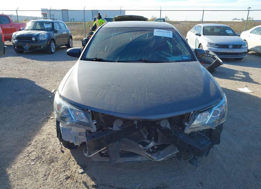 Photo 12 of 2014 Toyota Camry SE (VIN 4T1BF1FK7EU799020)