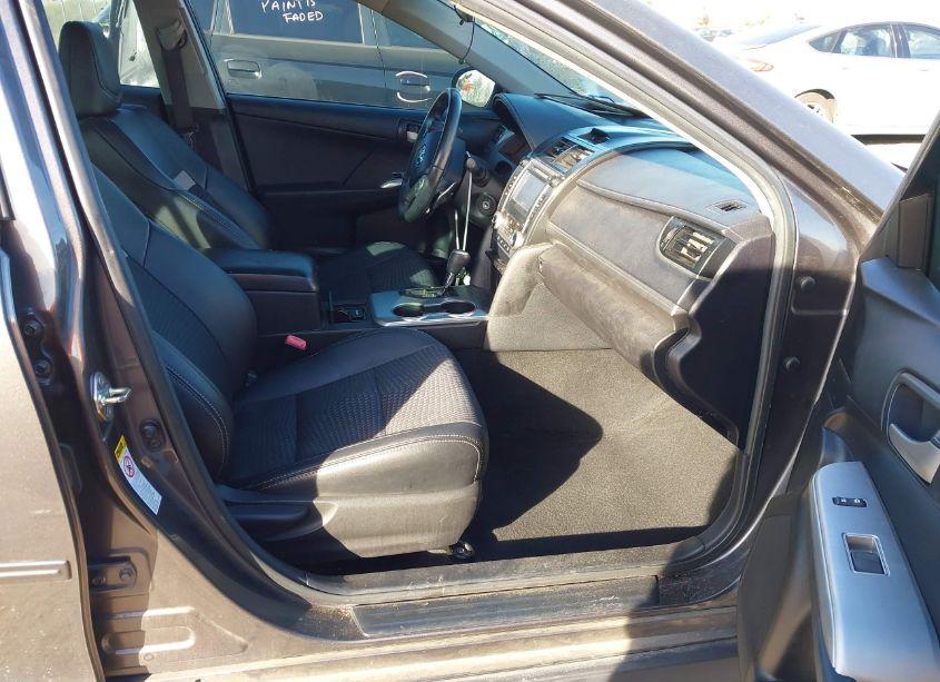 Photo 5 of 2014 Toyota Camry SE (VIN 4T1BF1FK7EU799020)