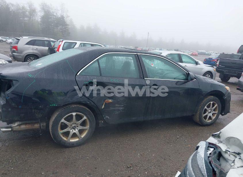 Photo 14 of 2014 Toyota Camry SE (VIN 4T1BF1FK7EU811778)