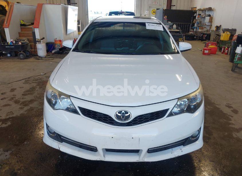 Photo 12 of 2014 Toyota Camry SE SPORT (VIN 4T1BF1FK7EU835594)