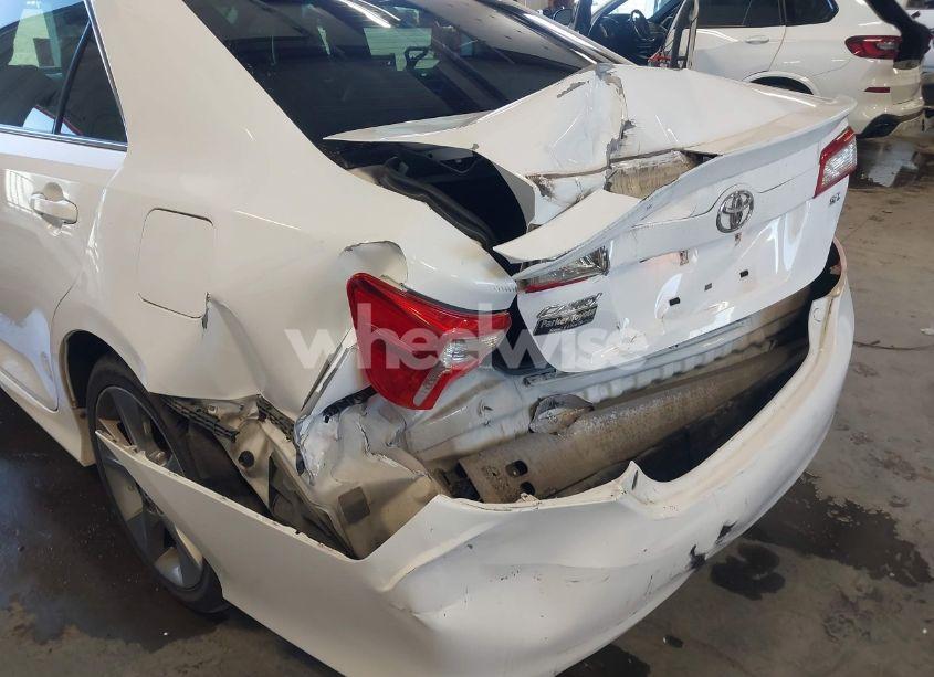 Photo 6 of 2014 Toyota Camry SE SPORT (VIN 4T1BF1FK7EU835594)