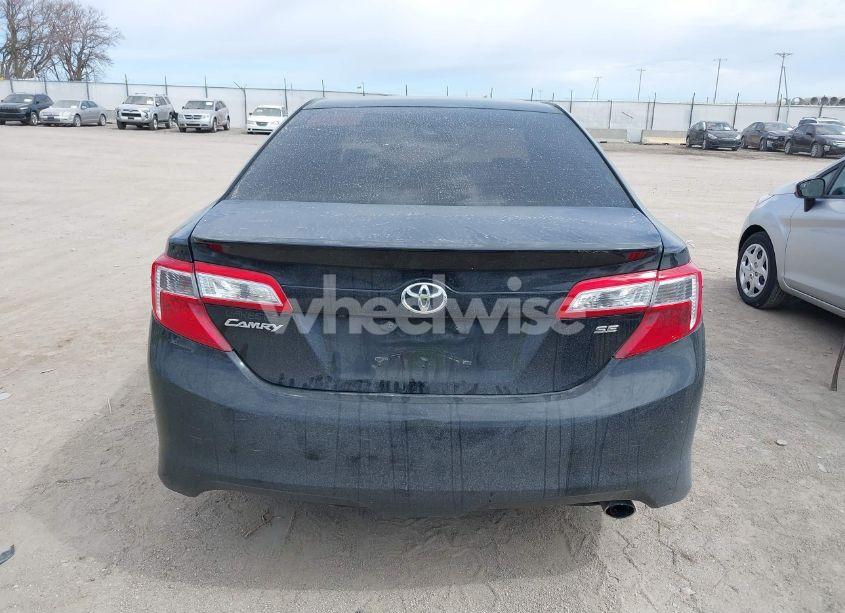 Photo 17 of 2014 Toyota Camry SE (VIN 4T1BF1FK7EU857918)