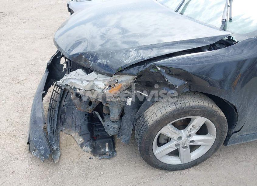 Photo 19 of 2014 Toyota Camry SE (VIN 4T1BF1FK7EU857918)