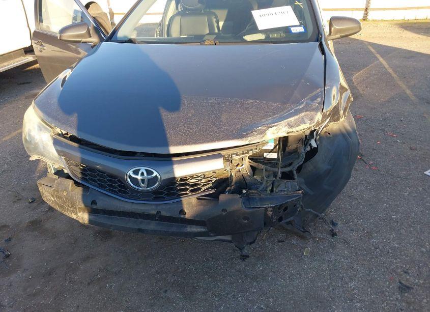 Photo 6 of 2014 Toyota Camry SE (VIN 4T1BF1FK7EU869132)