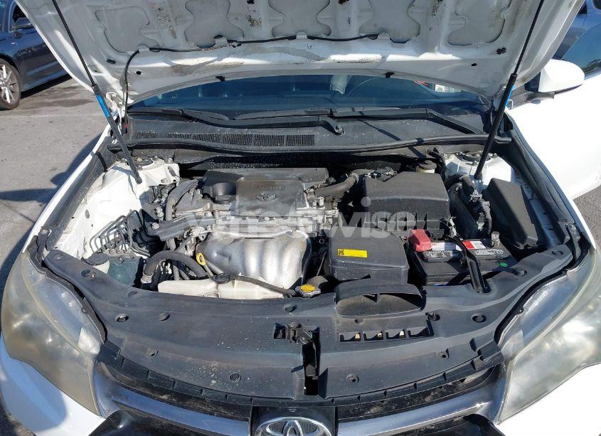 Photo 10 of 2015 Toyota Camry SE (VIN 4T1BF1FK7FU004758)