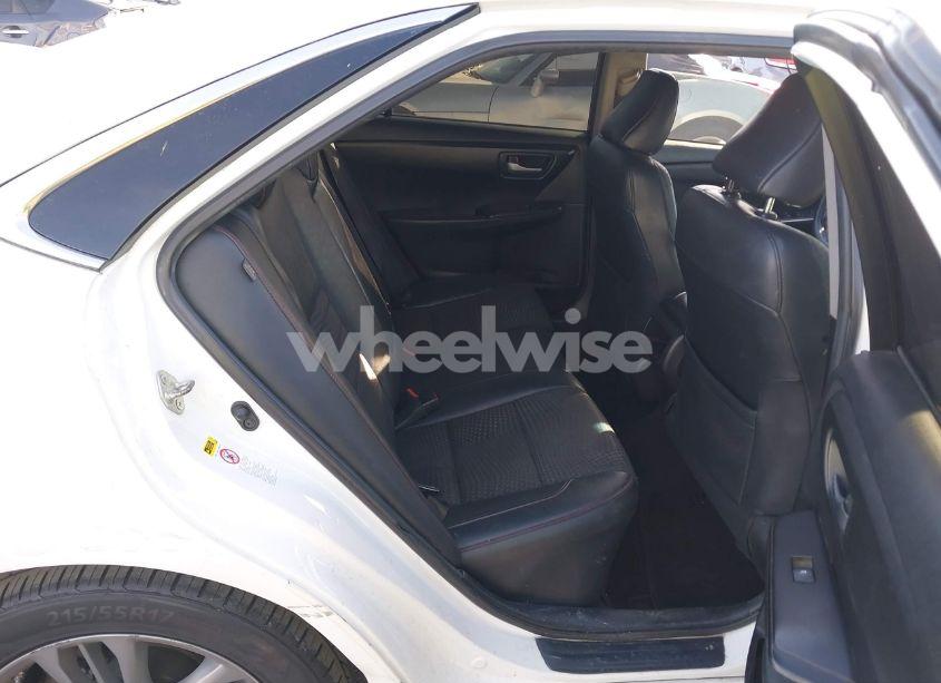 Photo 8 of 2015 Toyota Camry SE (VIN 4T1BF1FK7FU004758)