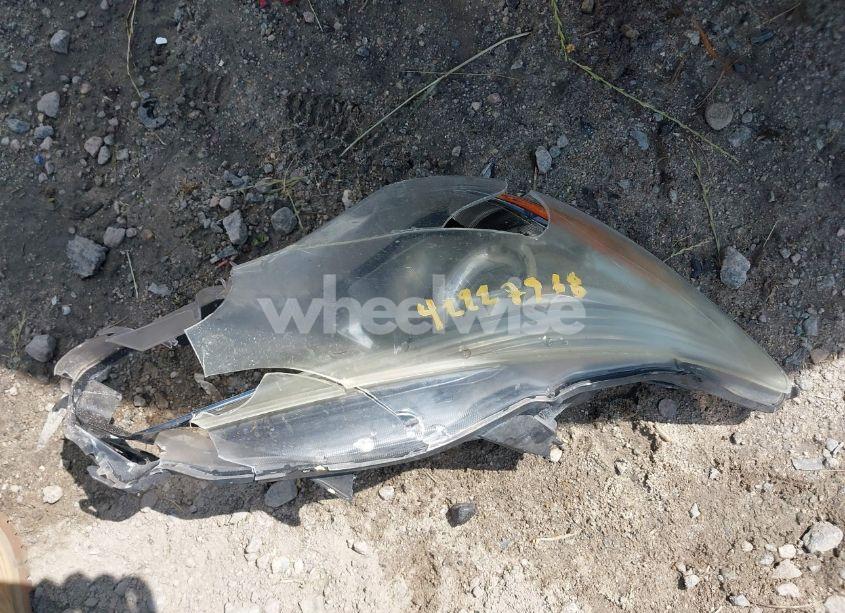 Photo 11 of 2015 Toyota Camry SE (VIN 4T1BF1FK7FU007630)