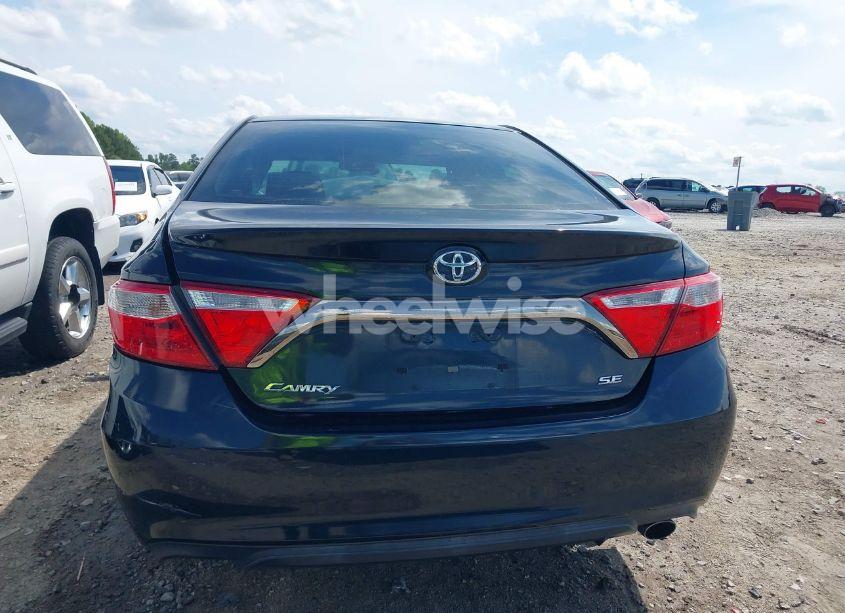 Photo 16 of 2015 Toyota Camry SE (VIN 4T1BF1FK7FU007630)