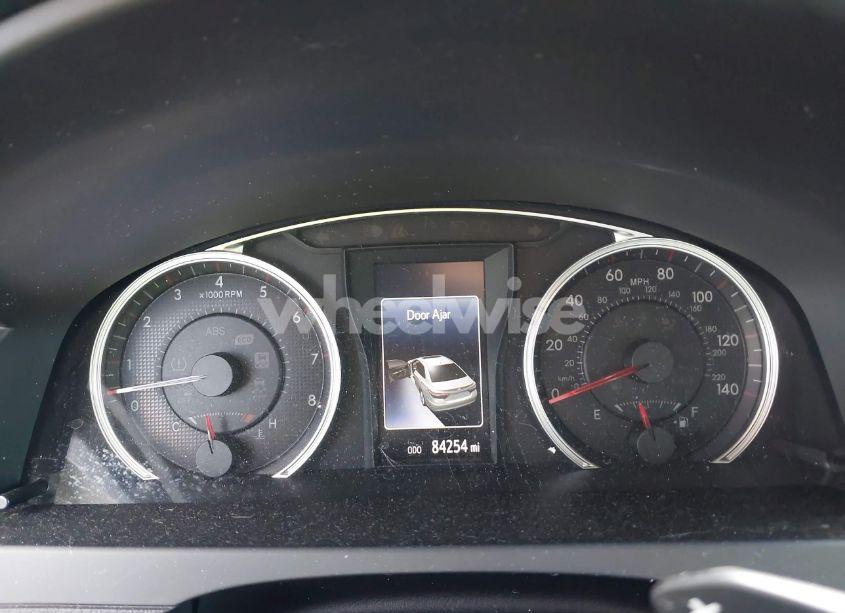 Photo 7 of 2015 Toyota Camry SE (VIN 4T1BF1FK7FU007630)