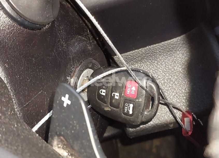 Photo 11 of 2015 Toyota Camry SE (VIN 4T1BF1FK7FU010317)