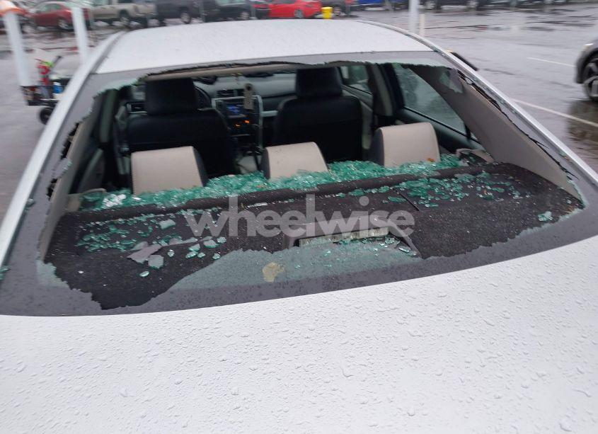 Photo 17 of 2015 Toyota Camry SE (VIN 4T1BF1FK7FU010317)