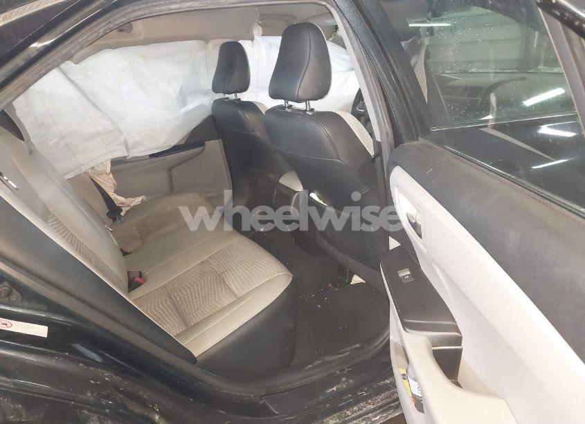 Photo 8 of 2015 Toyota Camry SE (VIN 4T1BF1FK7FU013072)