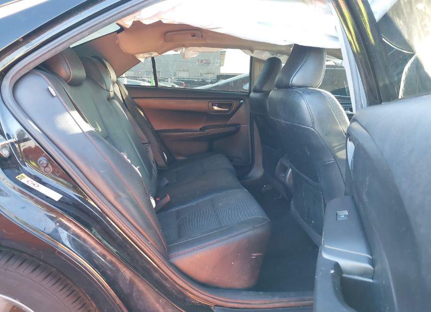 Photo 8 of 2015 Toyota Camry SE (VIN 4T1BF1FK7FU025917)