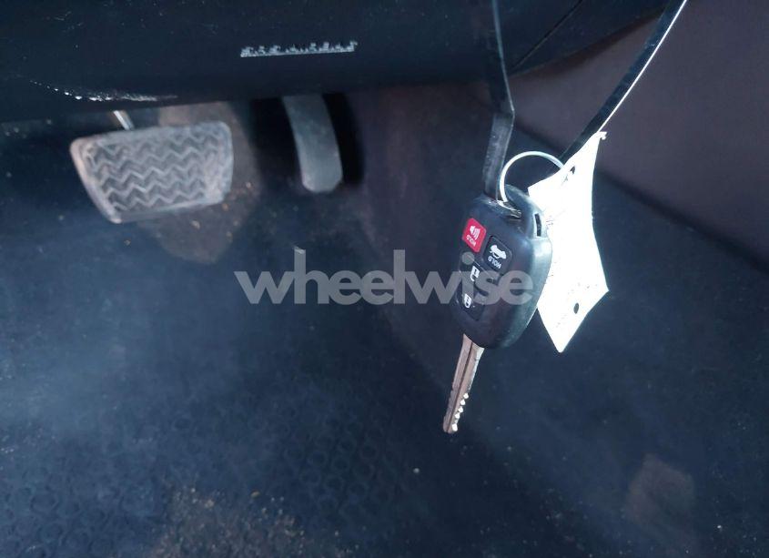 Photo 11 of 2015 Toyota Camry SE (VIN 4T1BF1FK7FU026226)