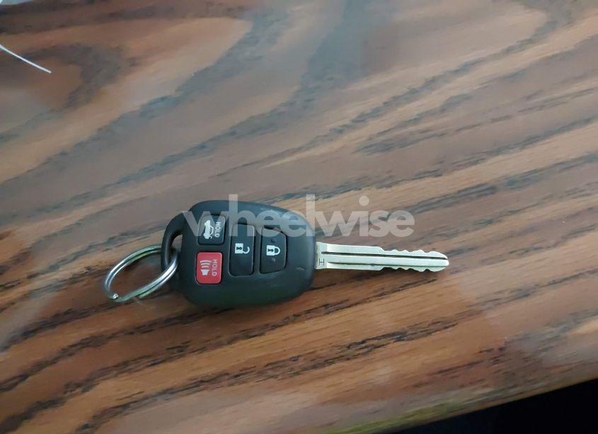 Photo 11 of 2015 Toyota Camry SE (VIN 4T1BF1FK7FU026243)