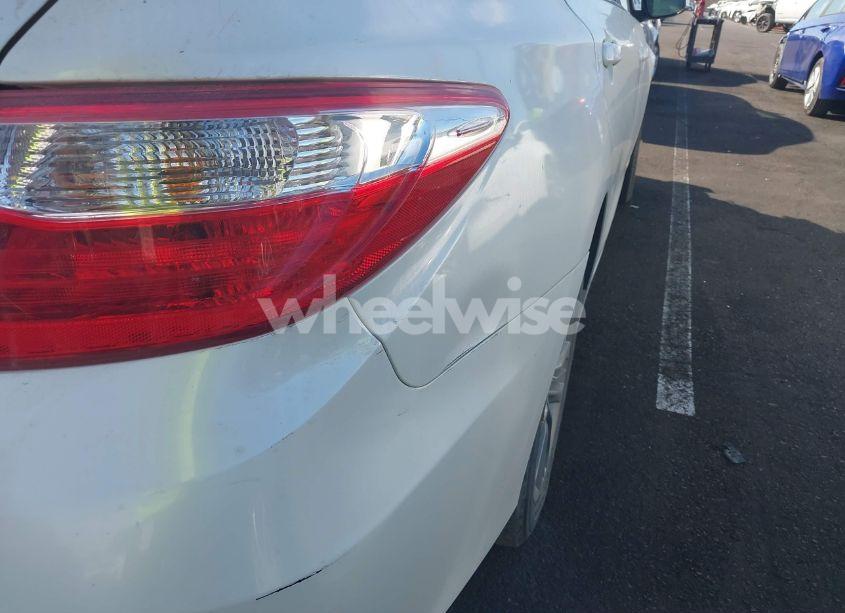 Photo 19 of 2015 Toyota Camry SE (VIN 4T1BF1FK7FU026243)
