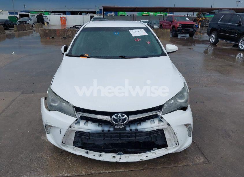 Photo 12 of 2015 Toyota Camry XSE (VIN 4T1BF1FK7FU027554)