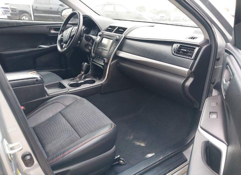 Photo 5 of 2015 Toyota Camry SE (VIN 4T1BF1FK7FU035721)