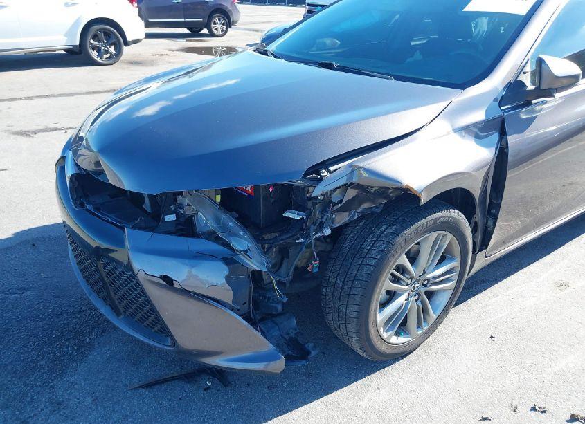 Photo 6 of 2015 Toyota Camry SE (VIN 4T1BF1FK7FU078570)