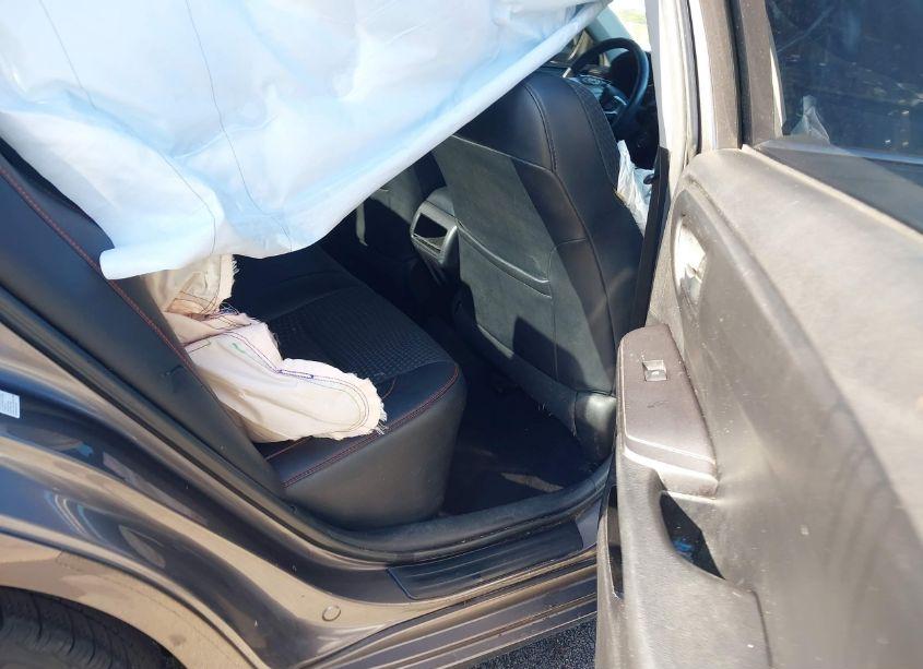 Photo 8 of 2015 Toyota Camry SE (VIN 4T1BF1FK7FU078570)