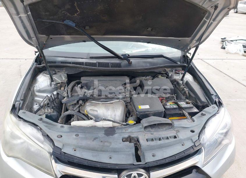 Photo 10 of 2015 Toyota Camry SE (VIN 4T1BF1FK7FU087169)