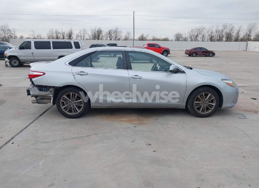 Photo 13 of 2015 Toyota Camry SE (VIN 4T1BF1FK7FU087169)