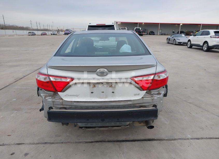 Photo 16 of 2015 Toyota Camry SE (VIN 4T1BF1FK7FU087169)