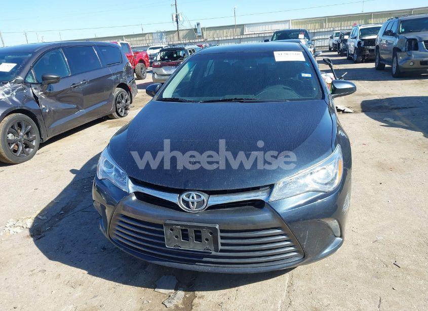 Photo 12 of 2015 Toyota Camry XLE (VIN 4T1BF1FK7FU094915)