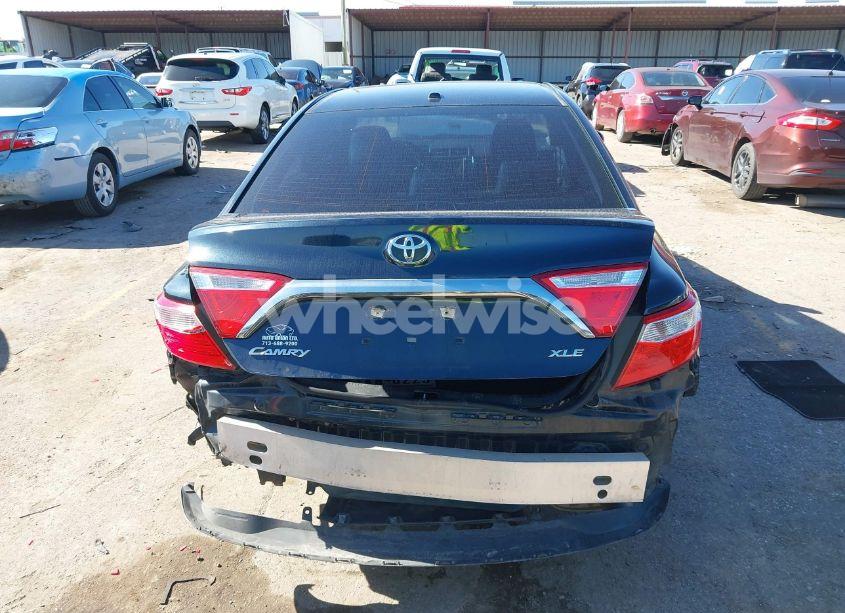 Photo 16 of 2015 Toyota Camry XLE (VIN 4T1BF1FK7FU094915)