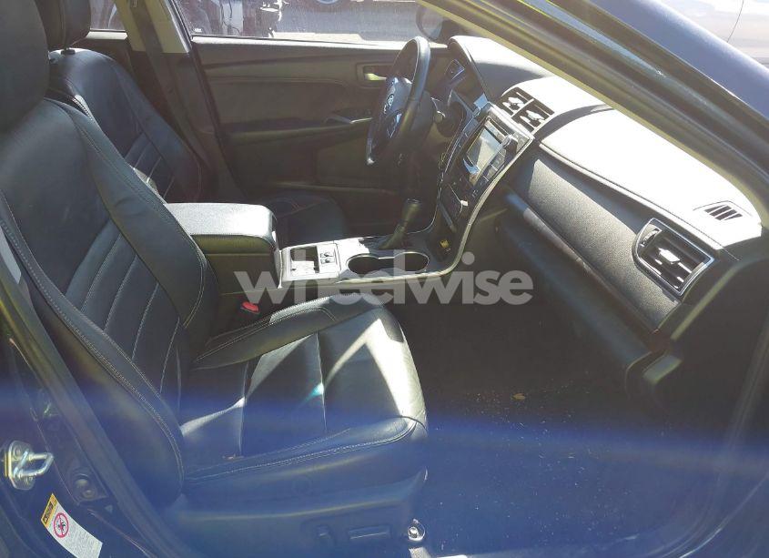 Photo 5 of 2015 Toyota Camry XLE (VIN 4T1BF1FK7FU094915)