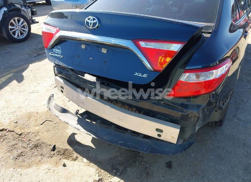 Photo 6 of 2015 Toyota Camry XLE (VIN 4T1BF1FK7FU094915)
