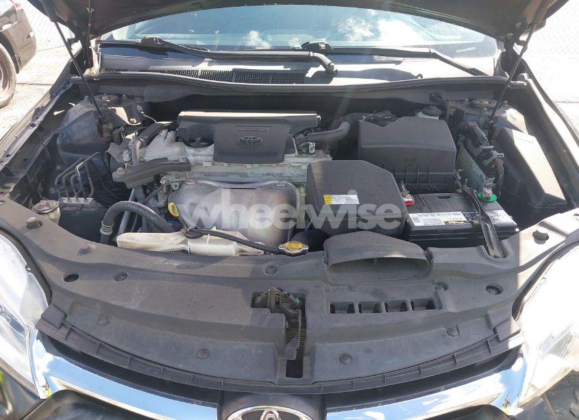 Photo 10 of 2015 Toyota Camry SE (VIN 4T1BF1FK7FU113687)