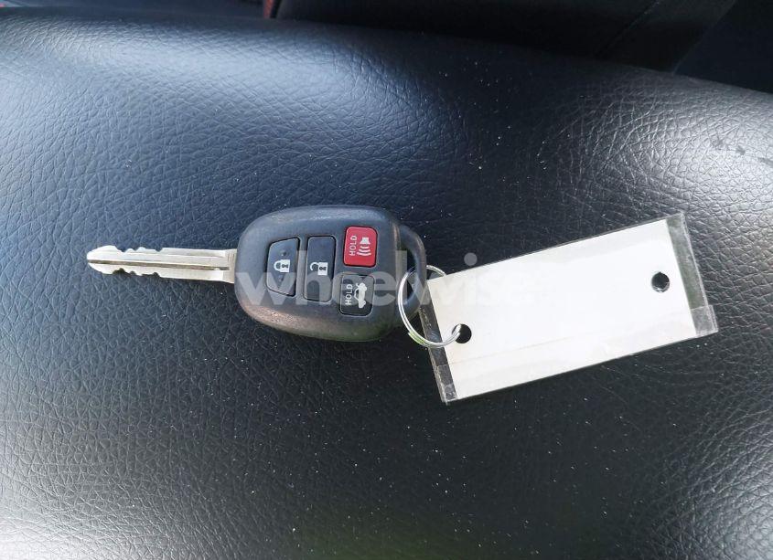 Photo 11 of 2015 Toyota Camry SE (VIN 4T1BF1FK7FU113687)