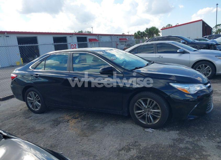 Photo 13 of 2015 Toyota Camry SE (VIN 4T1BF1FK7FU113687)
