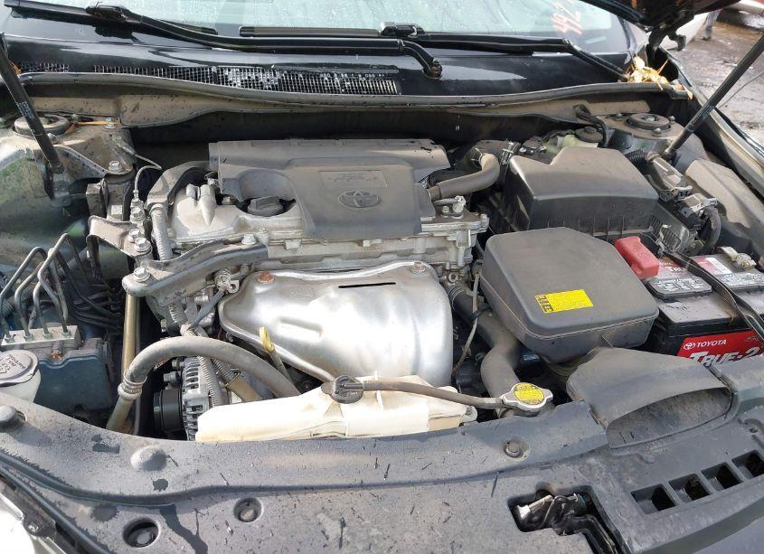 Photo 10 of 2015 Toyota Camry SE (VIN 4T1BF1FK7FU492710)