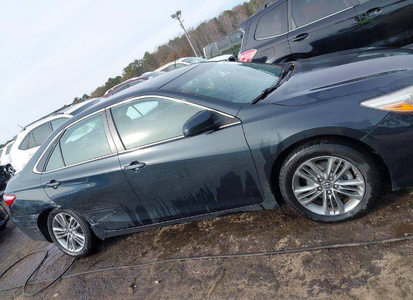 Photo 13 of 2015 Toyota Camry SE (VIN 4T1BF1FK7FU492710)