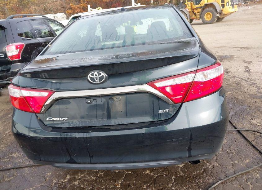 Photo 16 of 2015 Toyota Camry SE (VIN 4T1BF1FK7FU492710)