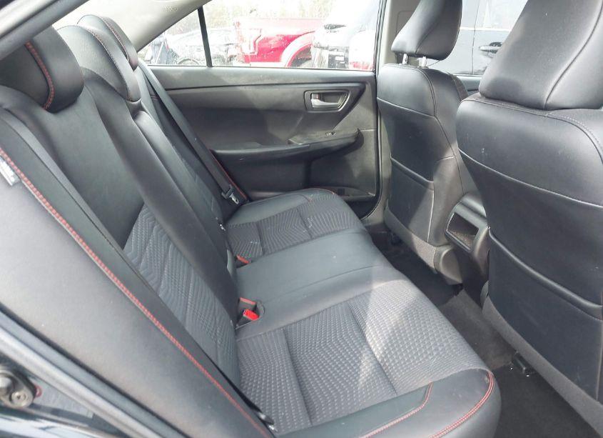 Photo 8 of 2015 Toyota Camry SE (VIN 4T1BF1FK7FU492710)