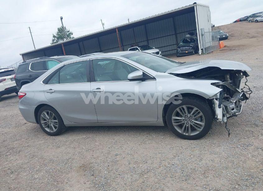 Photo 14 of 2015 Toyota Camry SE (VIN 4T1BF1FK7FU499592)