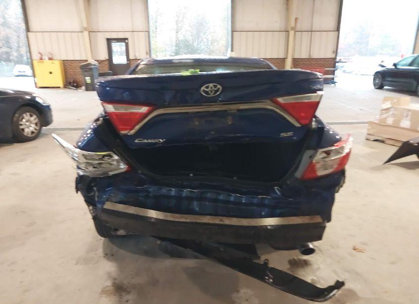 Photo 16 of 2015 Toyota Camry SE (VIN 4T1BF1FK7FU877586)