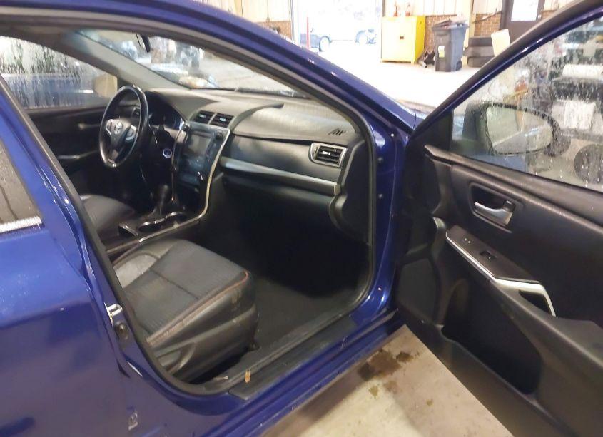 Photo 5 of 2015 Toyota Camry SE (VIN 4T1BF1FK7FU877586)